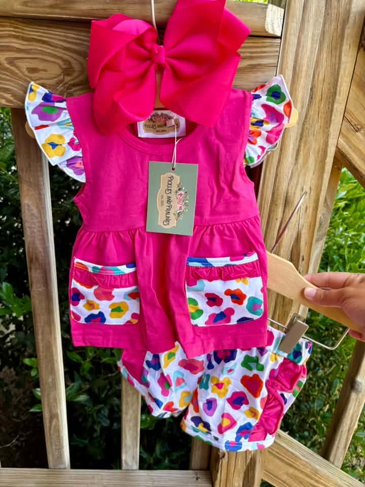 READY TO SHIP | PINK COLORFUL LEOPARD SHORT SET