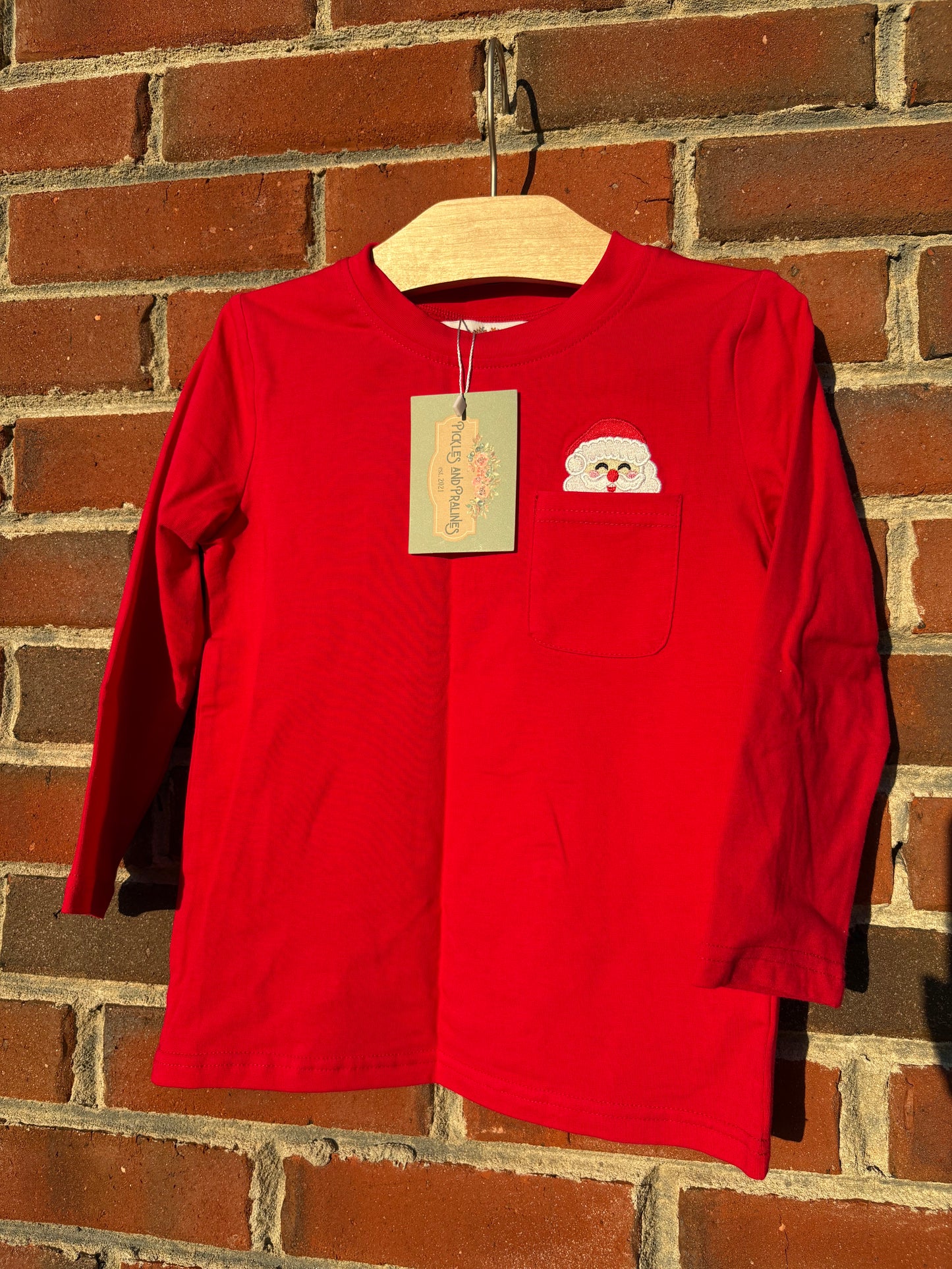READY TO SHIP | PEEPING SANTA BOY POCKET SHIRT