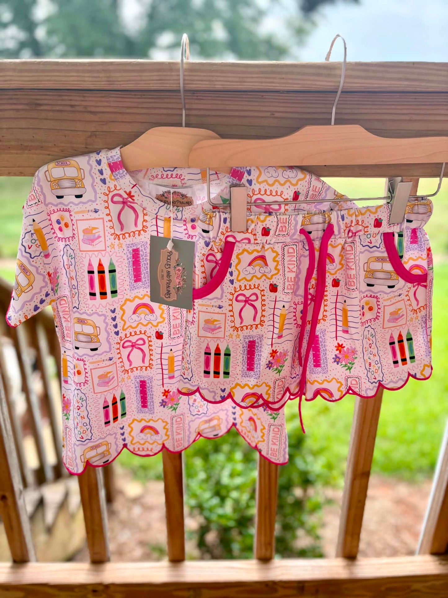 READY TO SHIP | PREPPY GIRL BACK TO SCHOOL SCALLOPS
